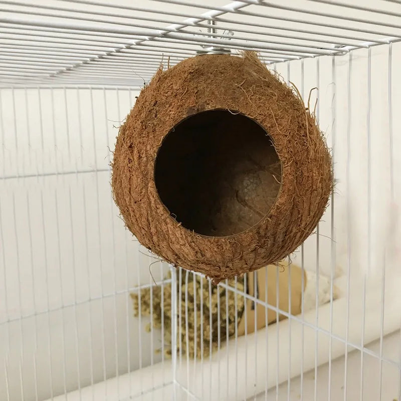 Pet Bird Comfortable Coconut Shell Breeding Nest